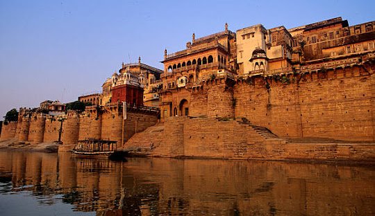 The Ramnagar Palace on the banks of the Ganges, residence of the Maharaja of Benares. (Photo by Soltan Frédéric/Sygma via Getty Images)