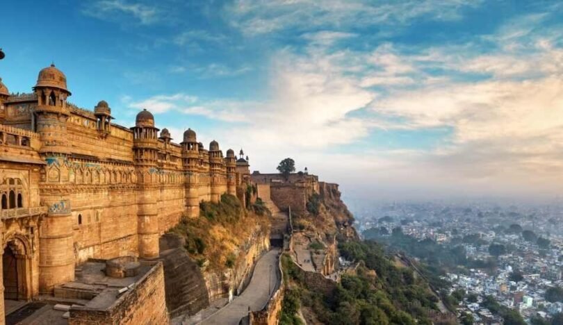 Gwalior-Fort-Gwalior-Madhya-Pradesh-1-1400x550-c-default